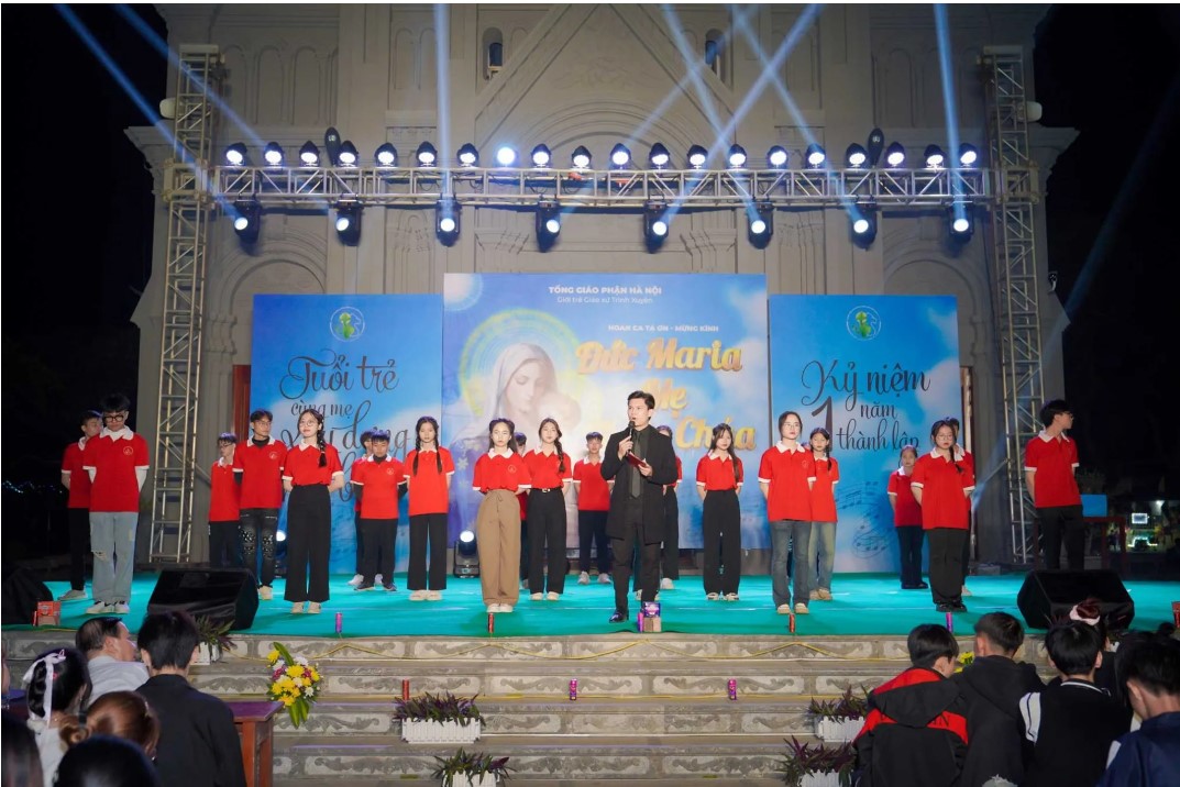 Giới trẻ Trình Xuyên mừng lễ quan thầy và kỷ niệm 1 năm thành lập