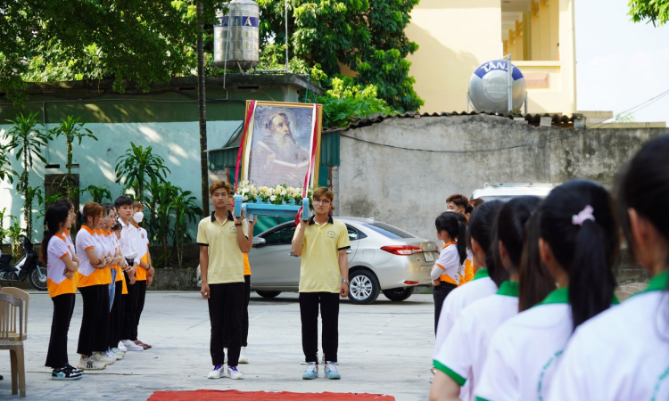 Mừng Kính Thánh Laurenso Brindisi Quan Thầy Giới Trẻ Miền Phủ Lý - Kim Bảng