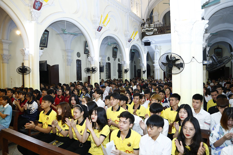 Giới trẻ giáo hạt Phú Xuyên hội ngộ và học hỏi giáo lý