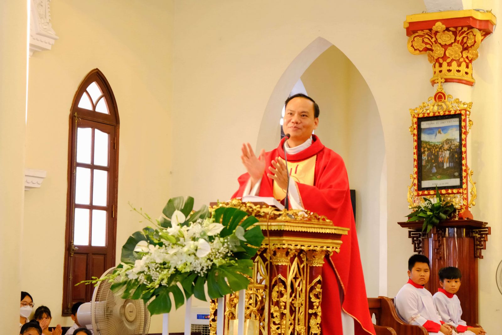 Cha Antôn Nguyễn Ngọc Sáng chia sẻ Lời Chúa